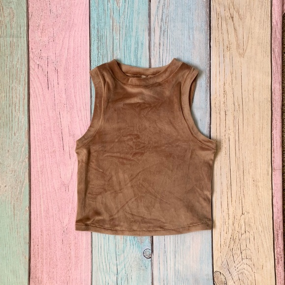 Skims fuzzy tank top size size medium - Picture 3 of 8